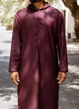 Djellaba Bordeaux van Custom Qamis