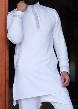 Kurta Eminence Wit van Qaba'il