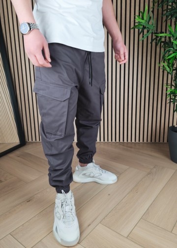 Cargo broek revision taupe van al mirats 3