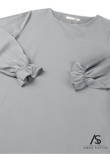 De mooiste abaya 2023 lichtgrijs