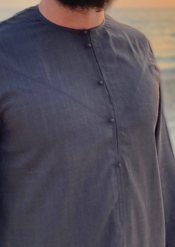 Emirati thobe donkergrijs imperial van custom qamis