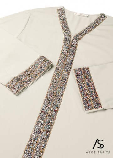 Feestjurk zayneb beige 2