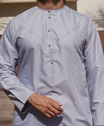 Emirati Lichtgrijs van Custom Qamis
