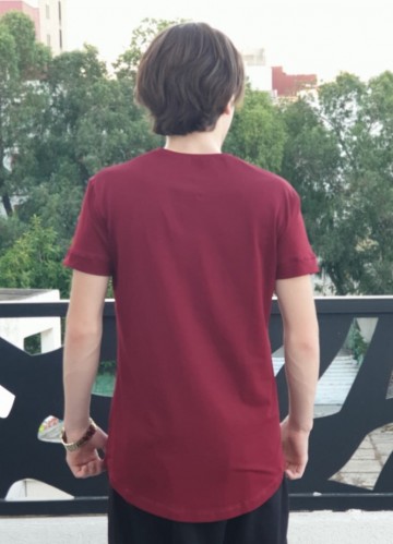 Lang T-shirt van Al-Mirats in Bordeaux