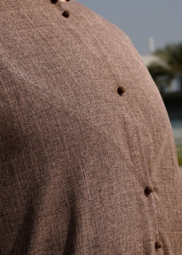 Emirati Bruin van Custom Qamis