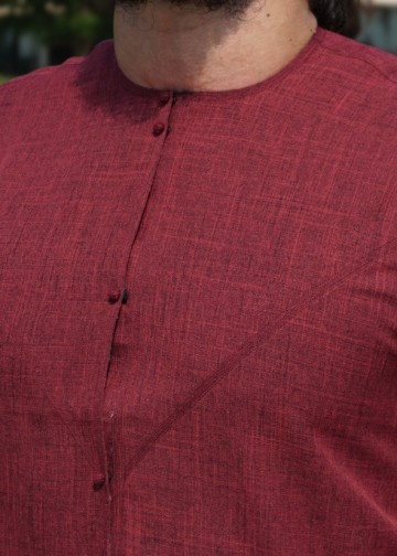 Emirati Bordeaux van Custom Qamis