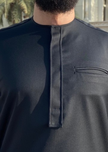 Nigerian Suit Nayja Zwart van Custom Qamis