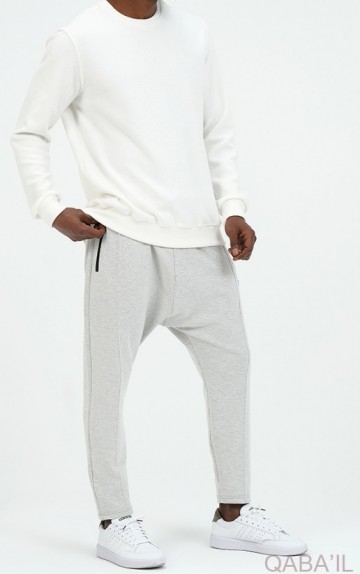 Ekru Sweater Round van Qaba'il