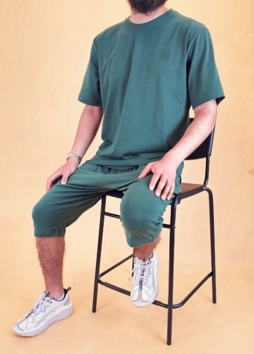 Zomeroutfit relax donkergroen van new heritage 3 3